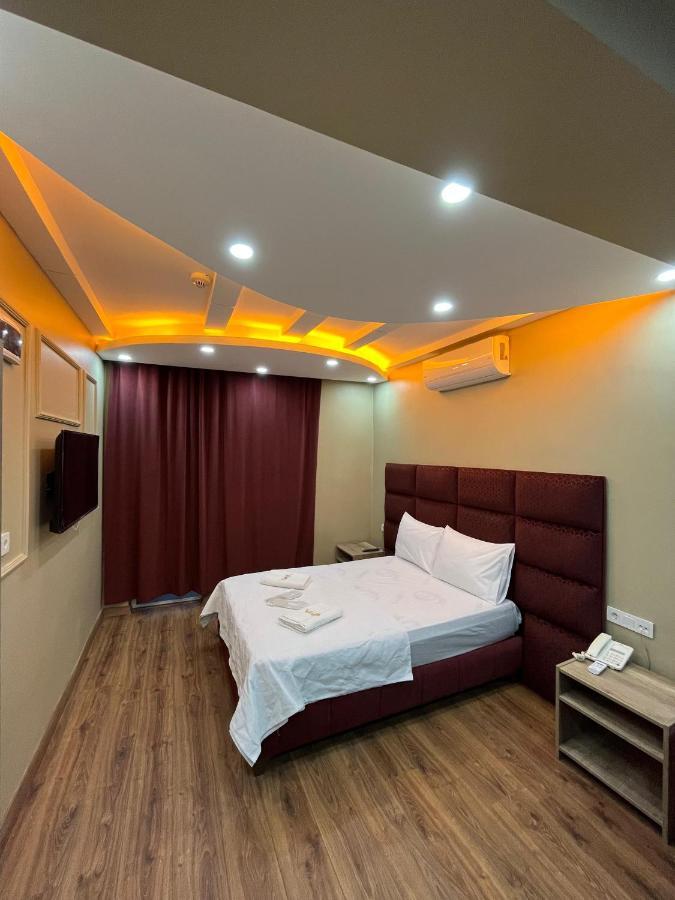 Kadikoey Viva Hotel & Suites Istanbul Exteriör bild