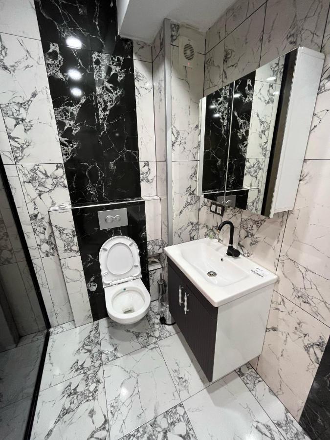 Kadikoey Viva Hotel & Suites Istanbul Exteriör bild